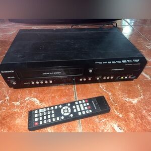 Magnavox VCR DVD Recorder Combo VHS - PARTS ONLY VCR Works